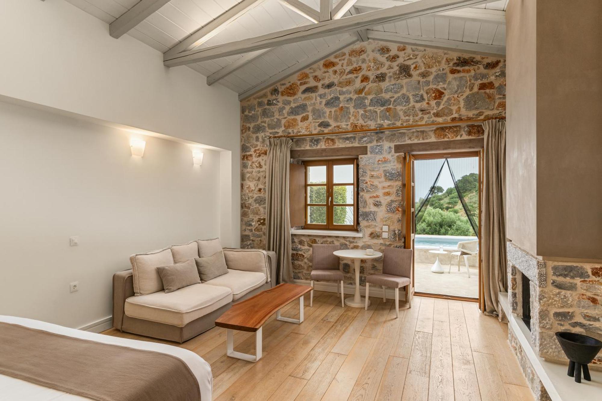 100 Rizes Seaside Resort- Small Luxury Of The World Kalivia (Laconia)